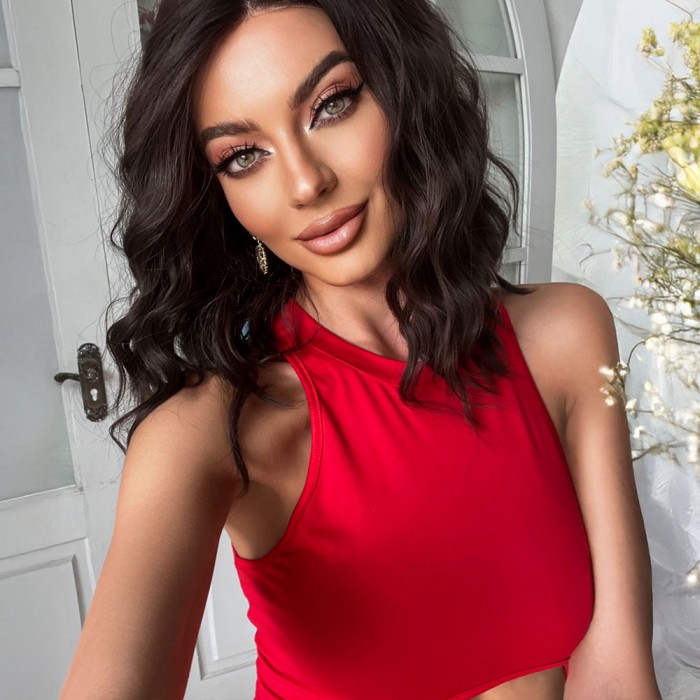 Kısa Omuz Hizasında Açık Kahverengi Fiber Sentetik Tül Peruk Kısa Omuz Hizasında Açık Kahverengi Fiber Sentetik Tül Peruk