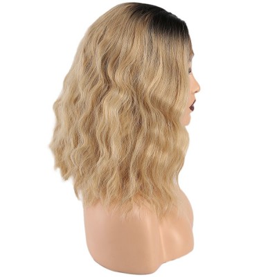 Fiber Sentetik Dalgalı Kısa Tül Peruk - Siyah Balköpüğü Ombreli Fiber Sentetik Dalgalı Kısa Tül Peruk - Siyah Balköpüğü Ombreli